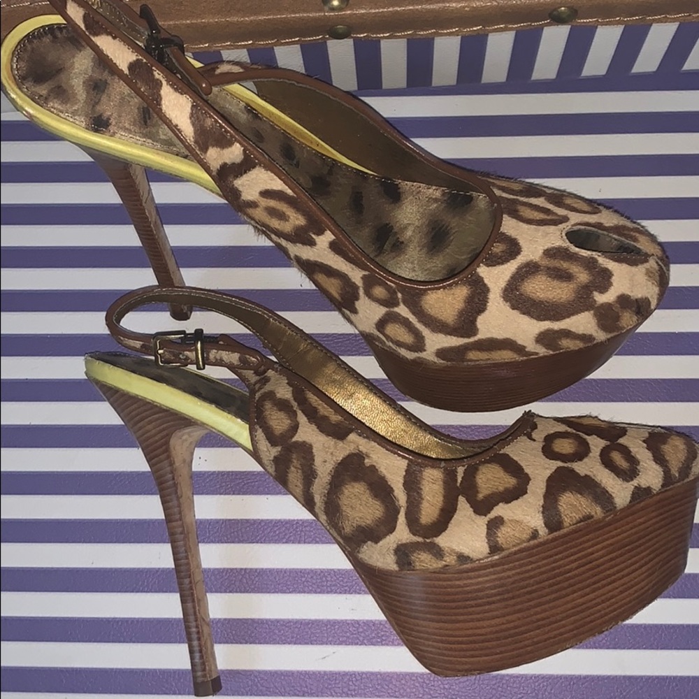 Sam Edelman Peep Toe Pump